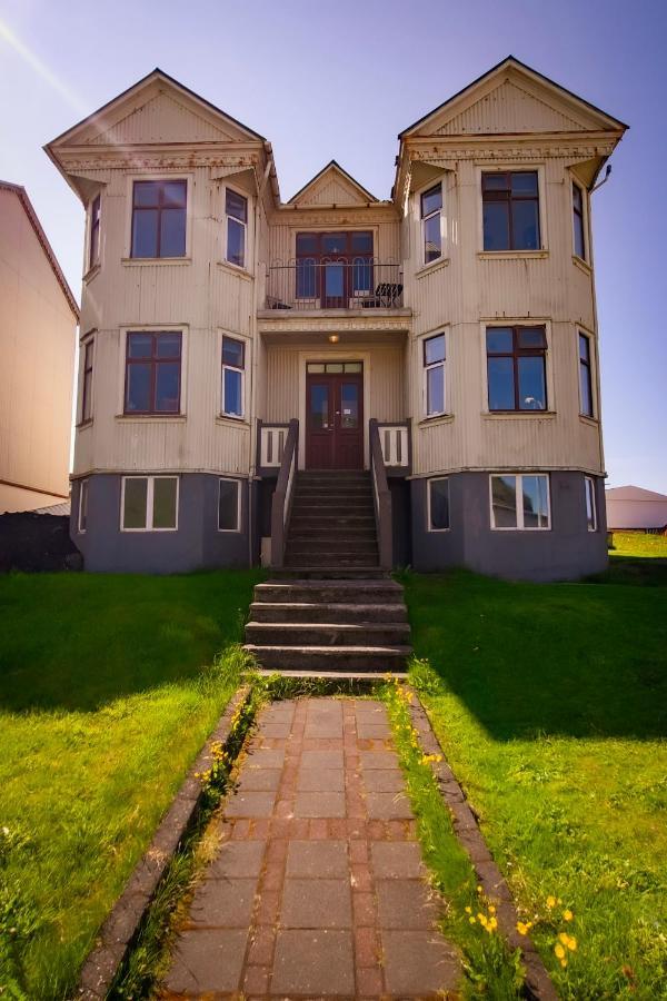 Guesthouse Holl Vestmannaeyjar Exterior photo